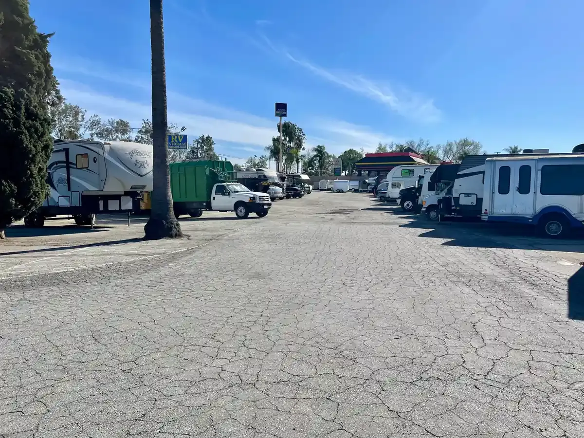 RV and Parking at Best Self Storage